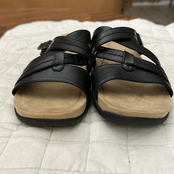 Kim Rodgers Woman Haddey Black Sandals Memory Foam Slip On Size 9.5 M SEE PICS - Picture 4 of 4